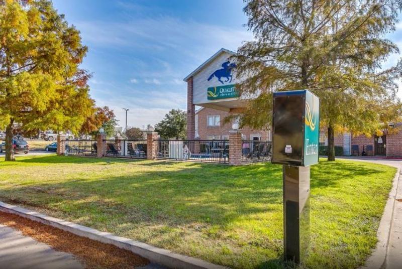 Quality Inn & Suites Fort Worth Zewnętrze zdjęcie
